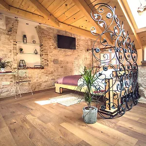  Apartment Luxury Loft In